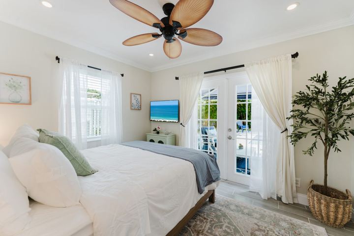 1329 Lake Erie Drive, Lake Worth Beach - Full remodel & decoration, photo 3