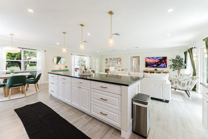 1329 Lake Erie Drive, Lake Worth Beach - Full remodel & decoration, photo 33
