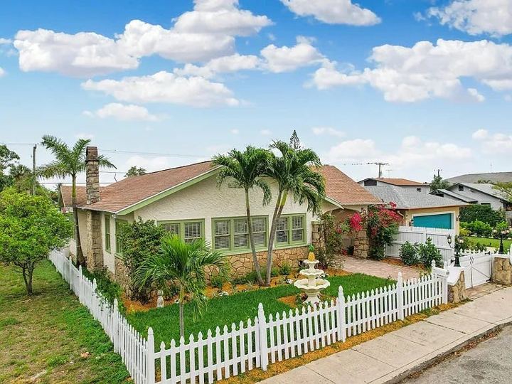 Lake Worth - Full remodel, decorations & landscaping, photo 2