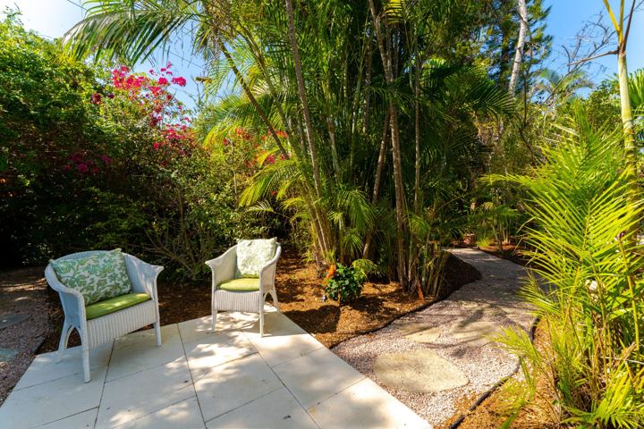 Lantana - Full remodel, decoration & landscaping, photo 10