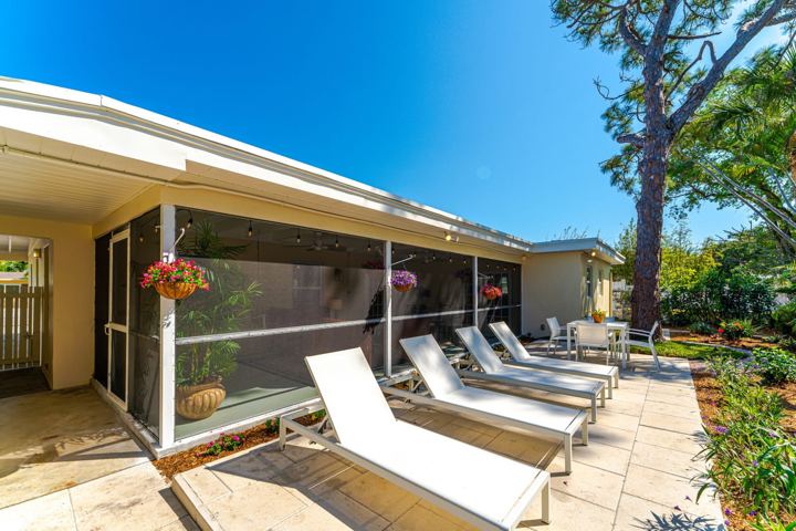 Lantana - Full remodel, decoration & landscaping, photo 13